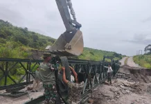 TNI Kebut Perakitan Jembatan Bailey Karang Rejo