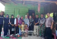 Pemkab Aceh Tenggara Kunjungi Warga Yang Viral Makan Ubi