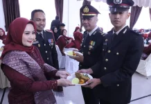 Polres Bener Meriah Gelar Syukuran dan Serahkan Bansos kepada Purnawirawan