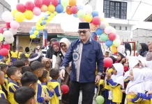 Bupati Tagore Tinjau MPLS di TK Harapan