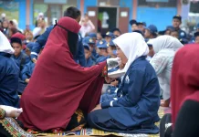 Pemkab Bener Meriah Dukung Pelestarian Adat Serah Terima Siswa Baru