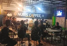 Danramil 04 PRG Gelar Nobar Piala Dunia Dengan Warga di Warung Kopi