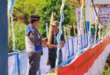 Anies Baswedan Resmikan Jembatan Titian Persatuan di Kampung Kemerleng