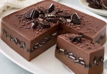 Puding Cokelat Oreo Lumer, Dessert Creamy Favorit Keluarga
