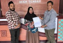 Baitul Mal Aceh Tengah Salurkan Bantuan Pengobatan Nia Rahmadani