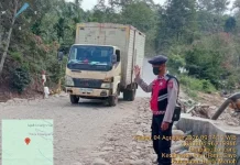 Polsek Pintu Rime Gayo Monitor Jalur Pascabanjir dan Longsor