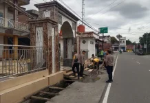 Polsek Bandar Gelar Bakti Sosial Sambut HUT ke-81 Kemerdekaan RI