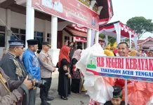 Wakapolres Aceh Tengah Hadiri Kegaitan Karnaval Pawai Budaya HUT RI