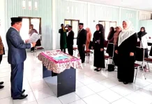 Lantik Pejabat Administrator, Plt. Sekda Gayo Lues Tekankan Kinerja dan Pelayanan