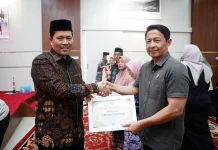 RRI Takengon Terima Penghargaan dari Pemkab Aceh Tengah Program Siaran Halo RRI