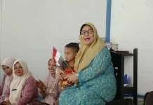 Bunda PAUD Bener Meriah Kunjungi Layanan PAUD di Huntara Tunyang