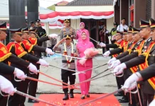 Pedang Pora dan Tari Guel Warnai Lepas Sambut Kapolres Aceh Tengah