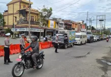 Polisi Aceh Tengah Turun ke Jalan Atur Arus Lalu Lintas