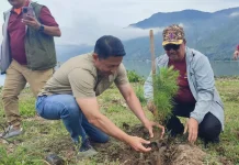 Kepala RRI Takengon Ikut Tanam Pohon pada World Cleanup Day