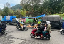 Satlantas Polres Bener Meriah Hadir di Pasar Tumpah Atur Lalin