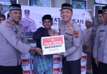 Jum'at Berkah, Polres Bener Meriah Salurkan Bansos di Permata