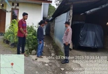 Sambangi Empat Kampung, Bhabinkamtibmas Polsek Permata Ajak Warga Jaga Kamtibmas