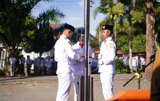 Pimpinan Daerah Turun Langsung Pimpin Upacara Hari Pertama Sekolah di Aceh Tengah