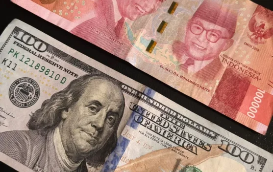 Rupiah Melemah, Masyarakat Waspadai Dampak Ekonomi Berantai