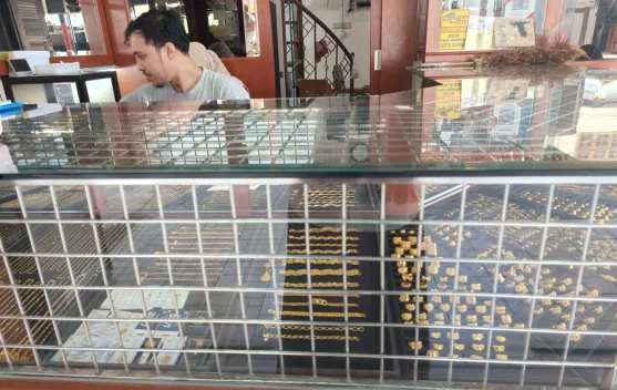 Harga Emas di Takengon Kembali Melemah