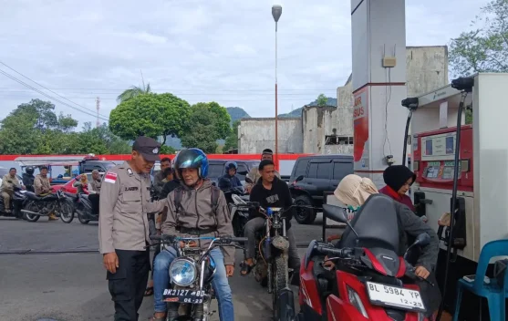 Patroli Rutin Polsek Bandar Sasar Pusat Ekonomi dan Kampung Rawan