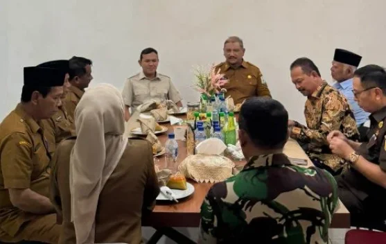 Wagub Aceh Pimpin Rakor Percepatan Rehabilitasi Pascabencana di Aceh Tamiang