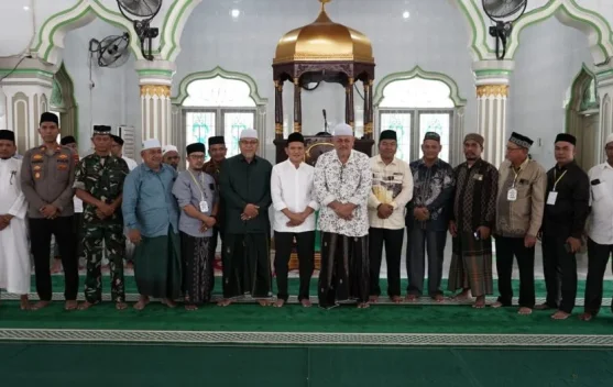 Wagub Aceh Hadiri Maulid Bersama Ratusan Anak Yatim di Teupin Raya