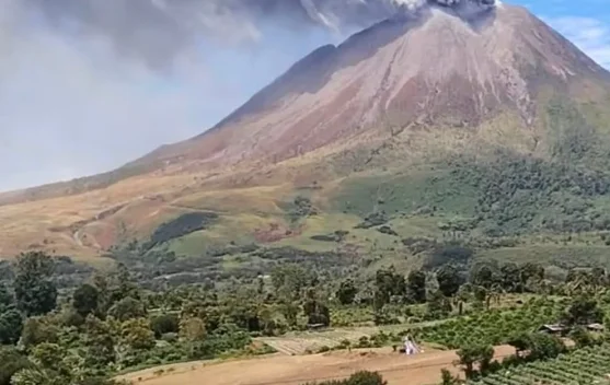 Aktivitas Gunung Sinabung Alami Peningkatan