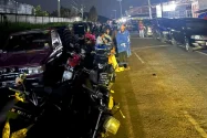 Panic Buying, Warga Antri Panjang di SPBU Pondok Baru