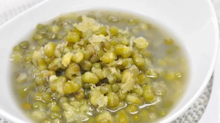 Mengenal Manfaat ,Makan Bubur Kacang Hijau