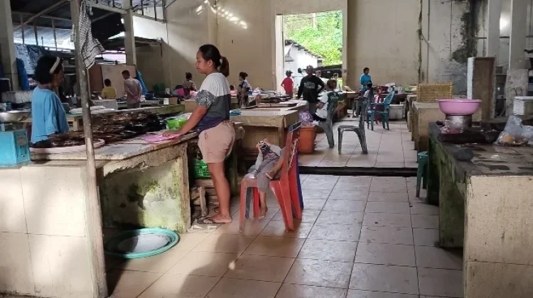 Nelayan Tjdak Bisa Melaut Berdampak pada Naiknya Harga Ikan
