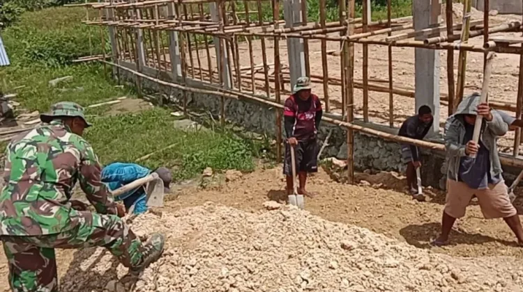 Babinsa Percepat Pembangunan Koperasi Merah Putih Desa Bantik