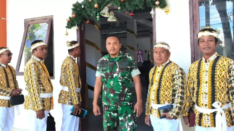 Babinsa Bantu Pengamanan Ibadah Gereja Penuh Khidmat