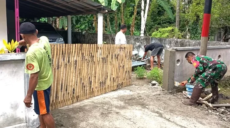 Babinsa Bersama Masyarakat Wujudkan Lingkungan ASRI