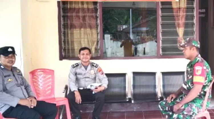 Babinsa Bangun Sinergitas dengan Polri dalam Menciptakan Kamtibmas yang Kuat