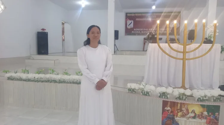 Ibadah Minggu Raya YAKIN Berlangsung Khidmat
