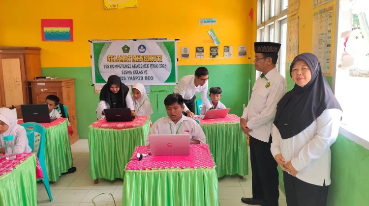 Kemenag Talaud Pantau Tes Akademik Siswa Madrasah