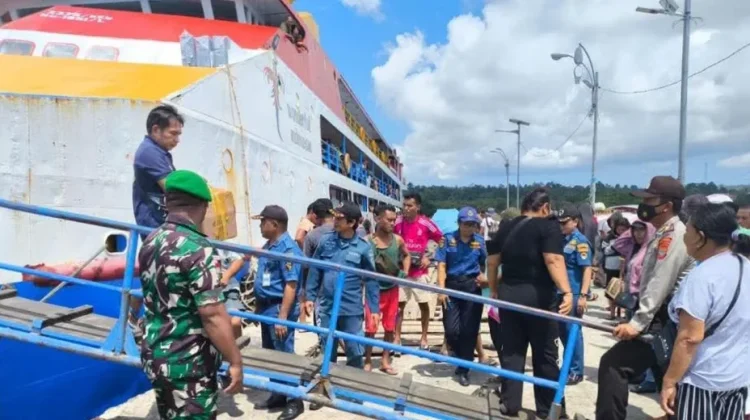 Polsek Melonguane Jaga Kamtibmas Pelabuhan Melonguane