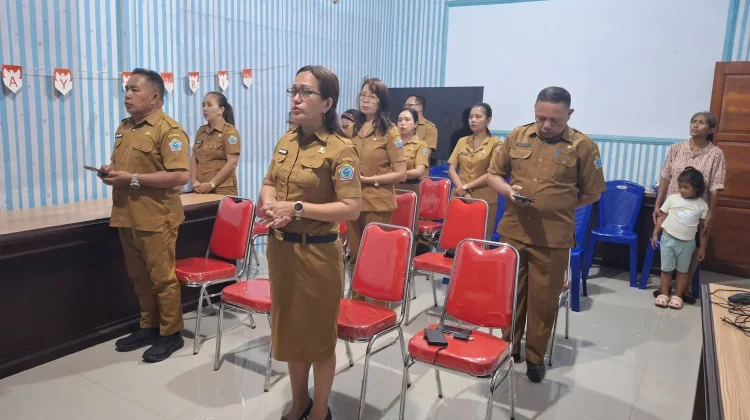 Kadis Kominfo dan Statistik Talaud  Ajak Pegawai Tingkat Pelayanan Publik
