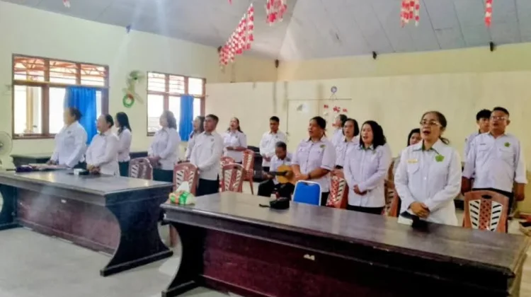 Pegawai Bimas Kristen Kemenag Talaud Gelar Ibadah Rutin