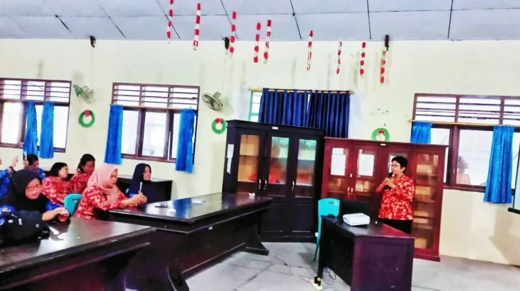 Penyuluhan Keagamaan Bagi Cendekia DWP Kemenag Talaud