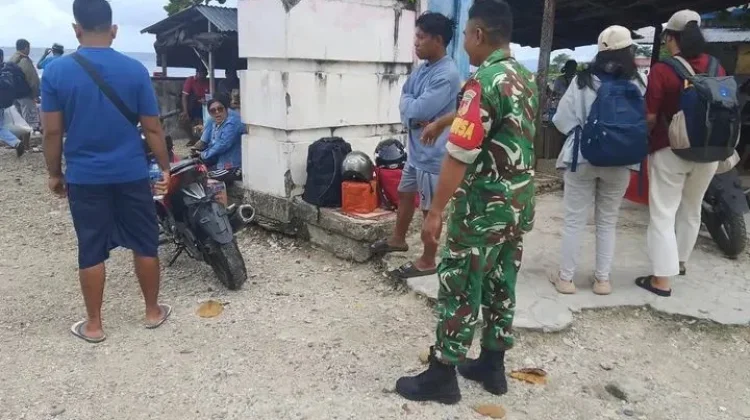 Babinsa Kabaruan  Komsos, Imbau Warga Waspada Cuaca Ekstrem