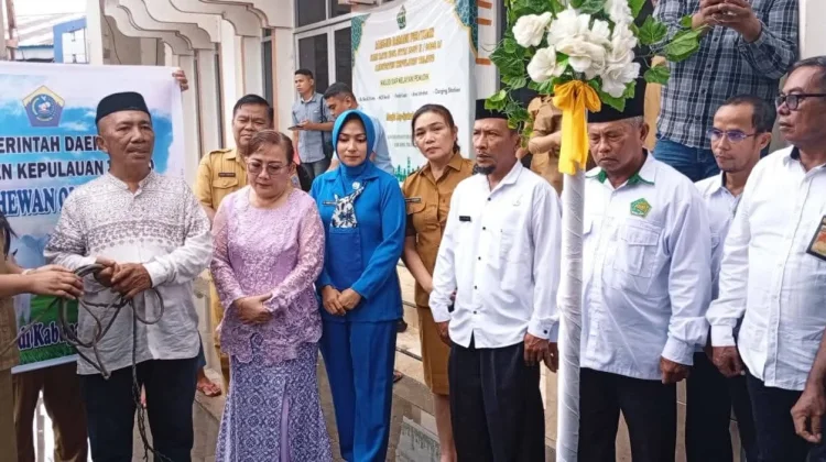 Kemenag Talaud Hadiri Penyerahan Hewan Qurban