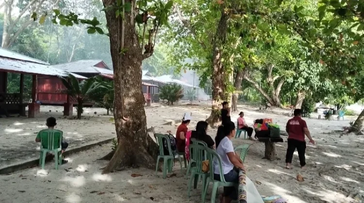 Pulau Sara'a Menjadi Tujuan  Wisata di Hari Libur