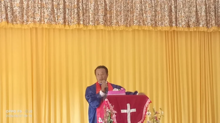Renungan Kristen: Tetap Percaya, Yesus Ada di tengah Badai