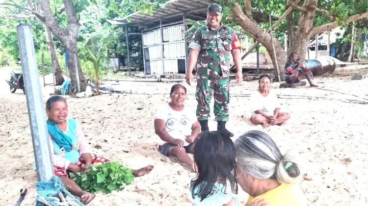 Babinsa Edukasi Masyarakat tentang Gotongroyong