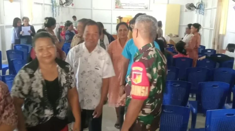 Babinsa Koramil Beo Ibadah Bersama Jemaat Pampalu