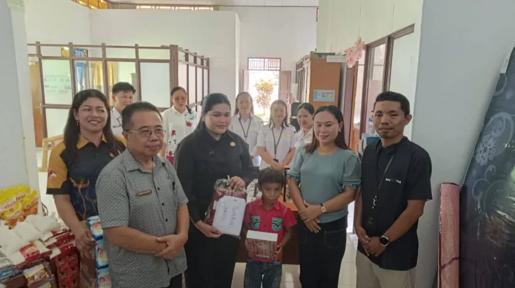 Wakil Bupati Talaud Serahkan Bantuan Kemensos RI kepada 85 Penerima Manfaat