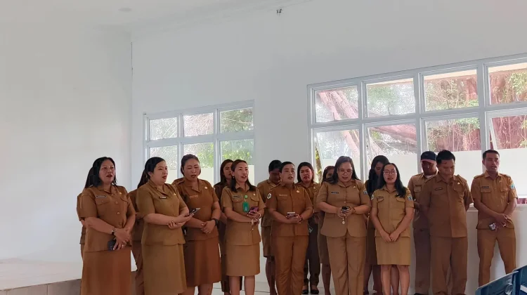 Ibadah Rutin Dinkes Talaud Jadi Sarana Pembinaan Rohani ASN