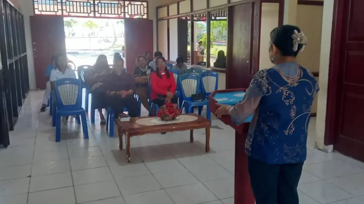 Penyuluh Ajak Anggota DWP Dukcapil Menjadi Terang Melalui Perbuatan Baik